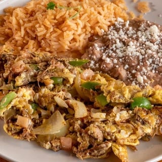 Machaca Huevo